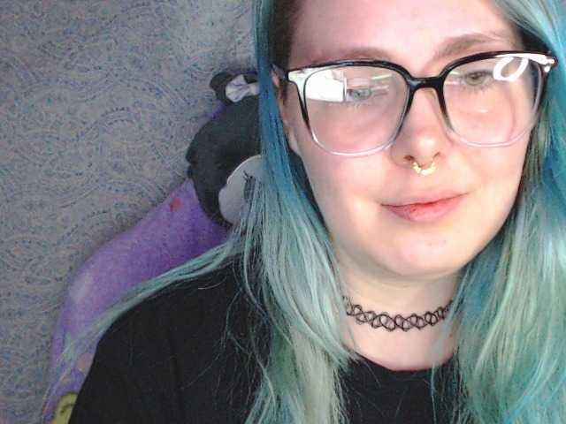 Cherribomb29 live cam on BongaCams