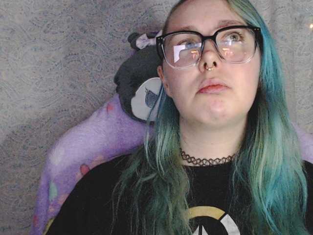 Cherribomb29 live cam on BongaCams