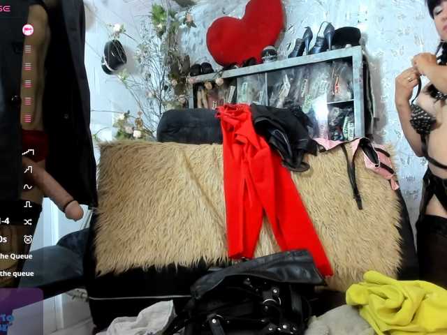 megan-grace live cam on BongaCams