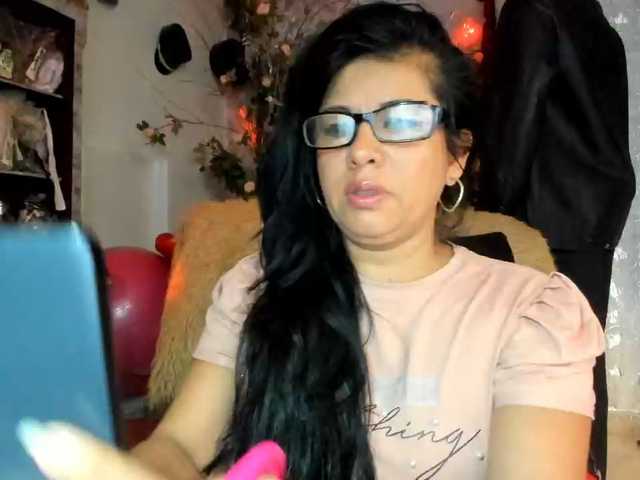 megan-grace live cam on BongaCams