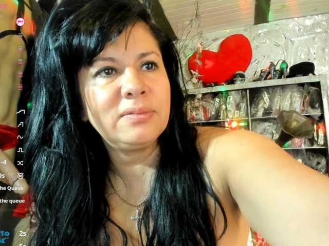 megan-grace live cam on BongaCams
