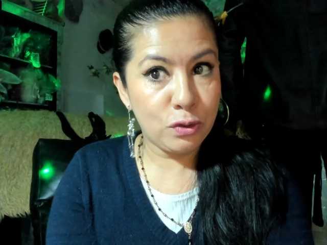megan-grace live cam on BongaCams