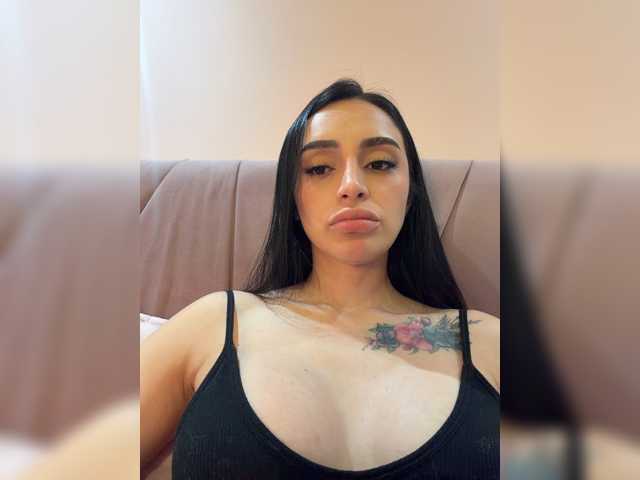 AprilRosse live cam on BongaCams
