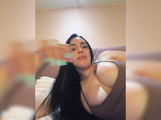 AprilRosse live cam on BongaCams