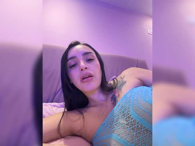 AprilRosse live cam on BongaCams