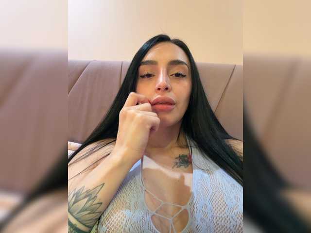 AprilRosse live cam