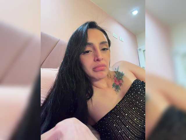 AprilRosse live cam on BongaCams