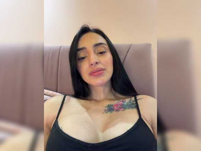 AprilRosse live cam on BongaCams