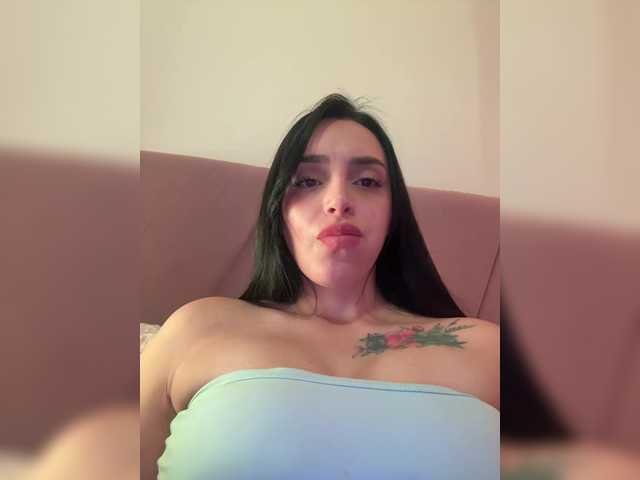 AprilRosse's BongaCams show and profile