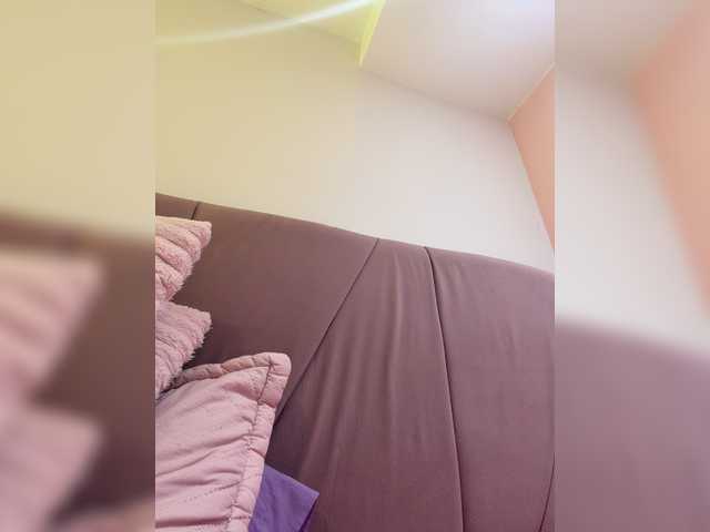 AprilRosse live cam on BongaCams