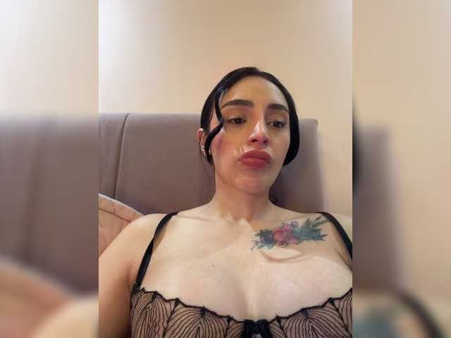 AprilRosse live cam on BongaCams