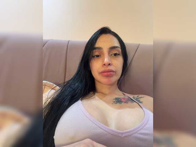 AprilRosse live webcam show