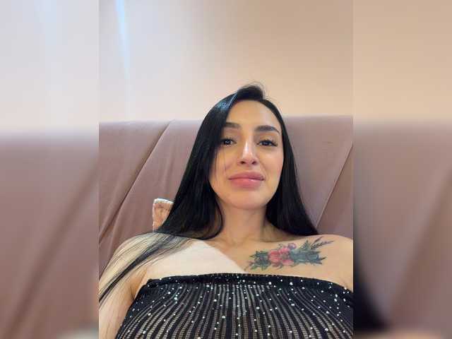 AprilRosse live cam on BongaCams