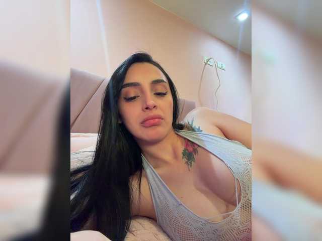 AprilRosse live cam on BongaCams
