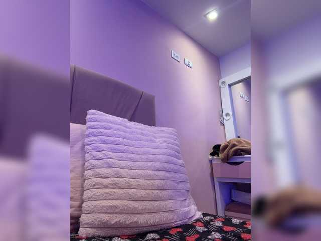 AprilRosse live cam on BongaCams