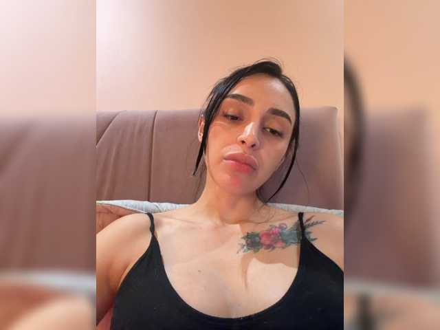 AprilRosse live cam on BongaCams