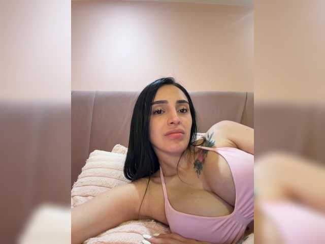 AprilRosse live cam on BongaCams