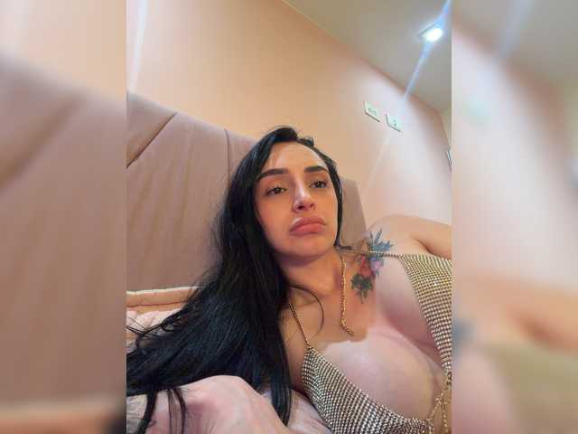 AprilRosse live cam on BongaCams