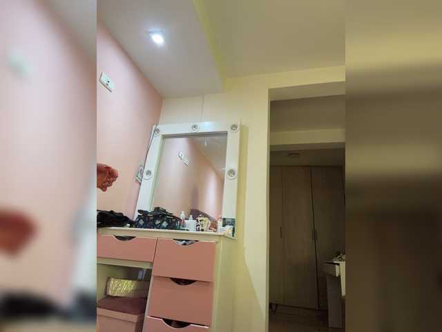 AprilRosse live cam on BongaCams