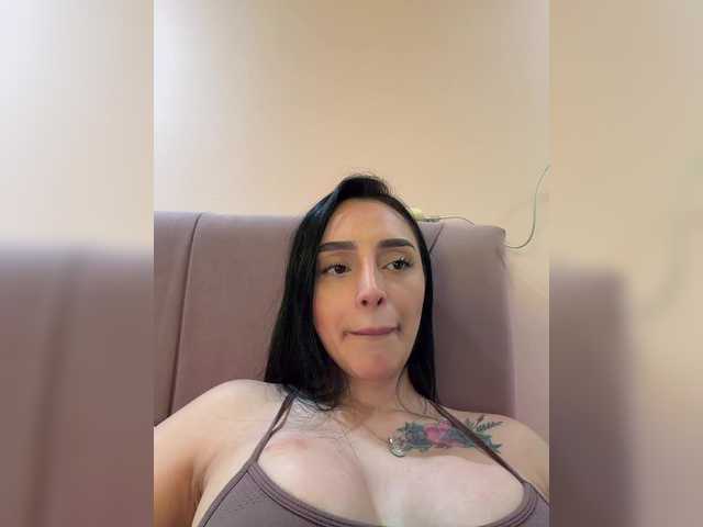 AprilRosse live webcam show