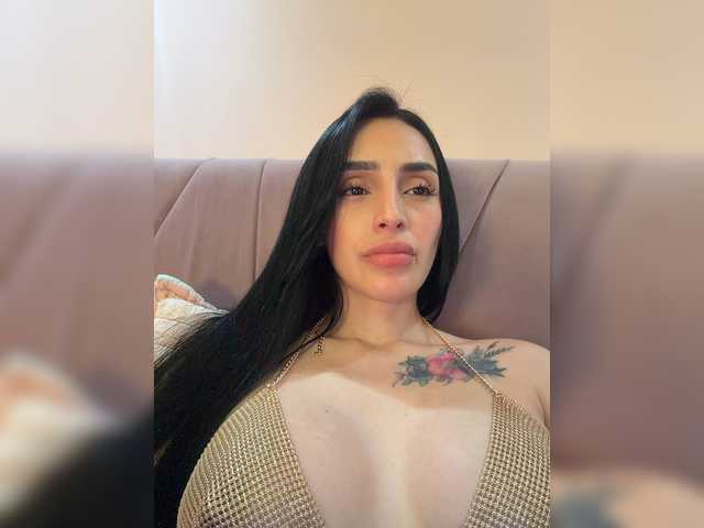 AprilRosse live cam on BongaCams