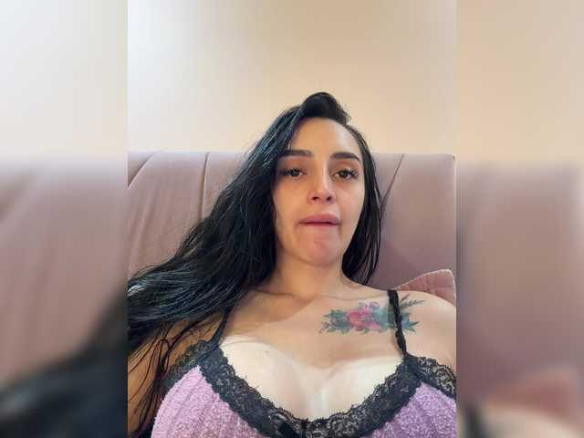 AprilRosse live cam on BongaCams