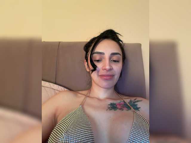 AprilRosse live cam on BongaCams