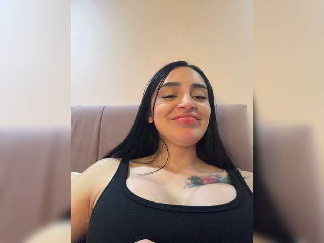 AprilRosse live cam on BongaCams