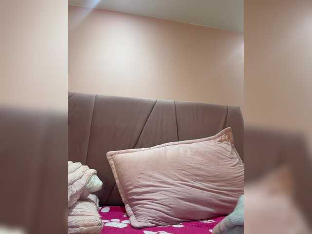 AprilRosse live cam on BongaCams