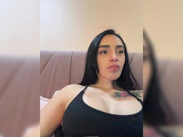 AprilRosse live cam on BongaCams