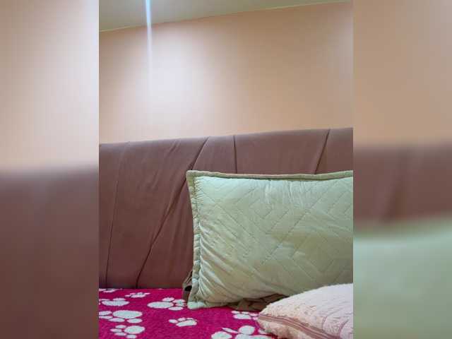 AprilRosse live cam on BongaCams