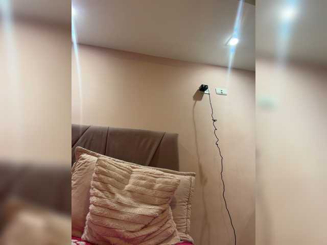 AprilRosse live cam on BongaCams