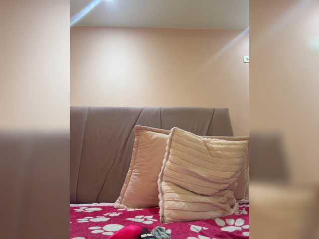 AprilRosse live cam on BongaCams