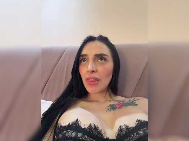 AprilRosse live cam on BongaCams