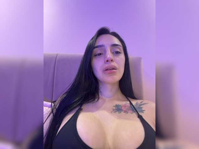 AprilRosse live cam