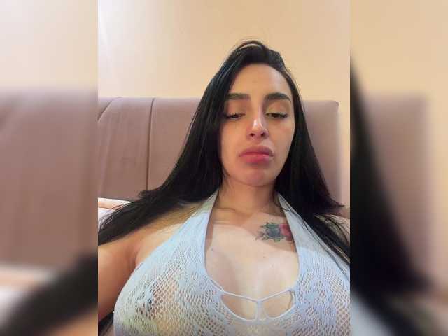AprilRosse live cam
