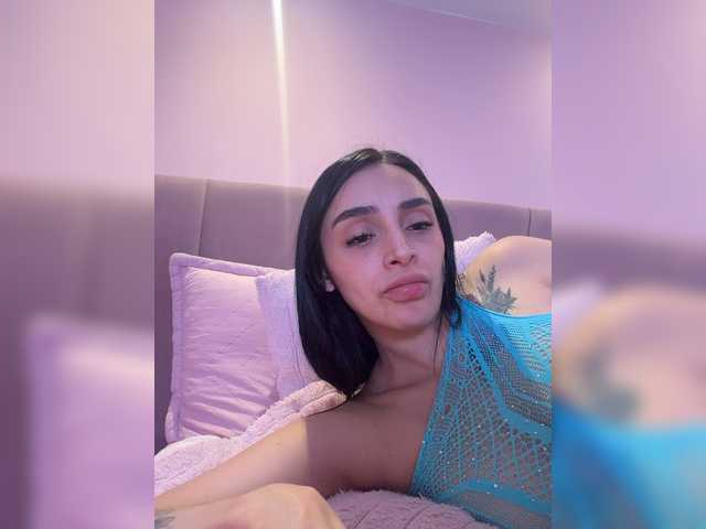 AprilRosse live cam on BongaCams
