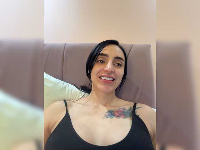 AprilRosse live cam on BongaCams