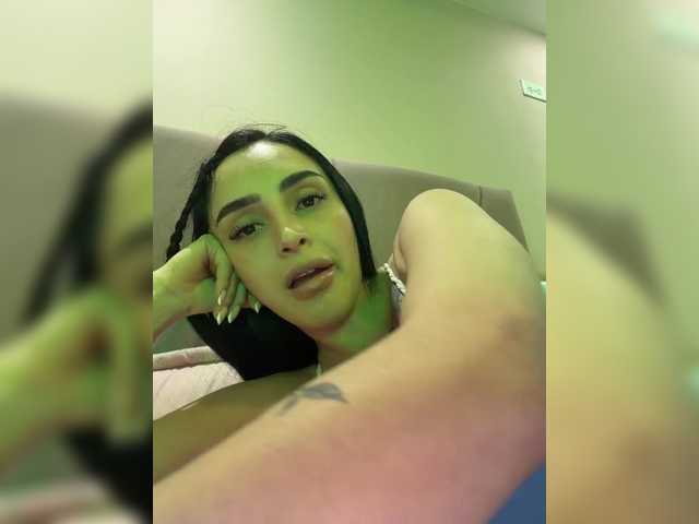 AprilRosse live cam on BongaCams