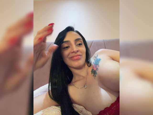 AprilRosse live cam on BongaCams