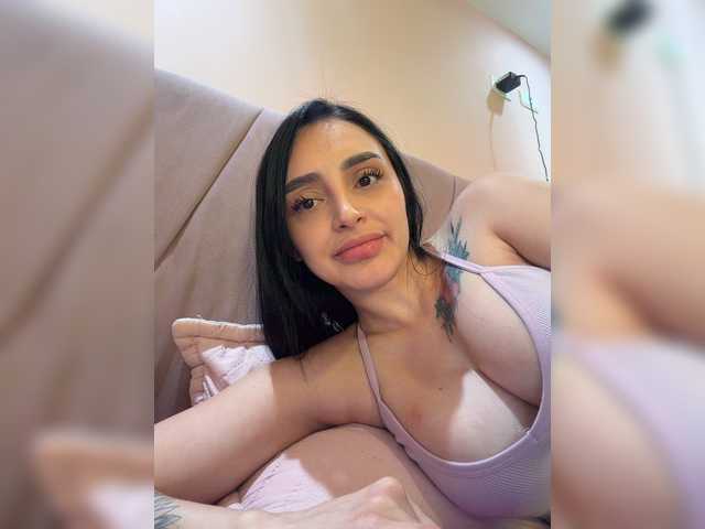 AprilRosse live webcam show