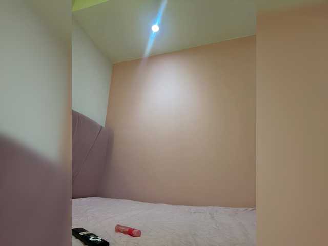 AprilRosse's BongaCams show and profile