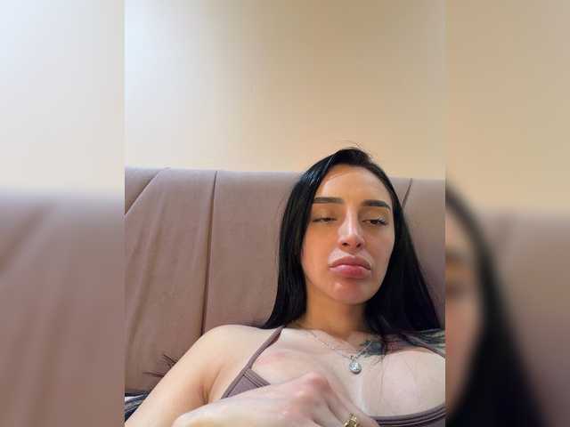 AprilRosse live webcam show