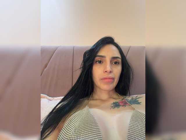 AprilRosse live cam on BongaCams