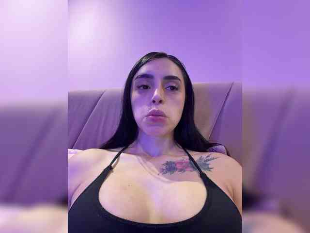 AprilRosse webcam
