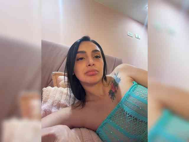 AprilRosse webcam