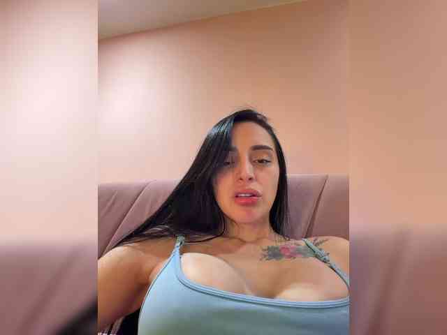 AprilRosse webcam