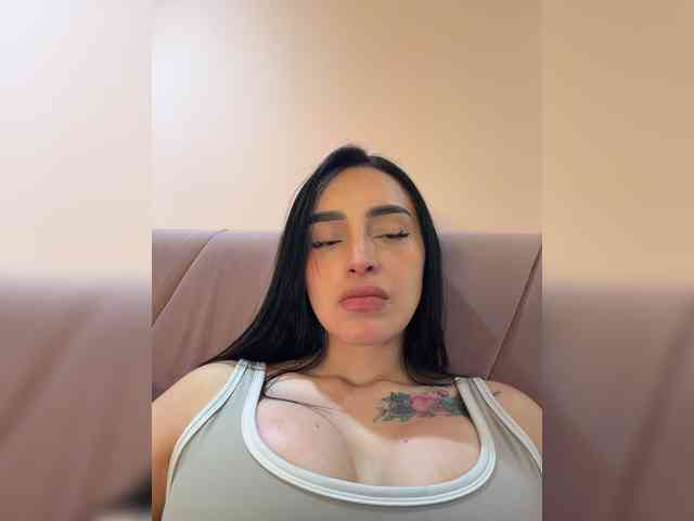 AprilRosse webcam