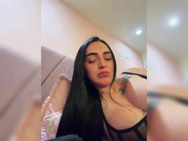 AprilRosse webcam