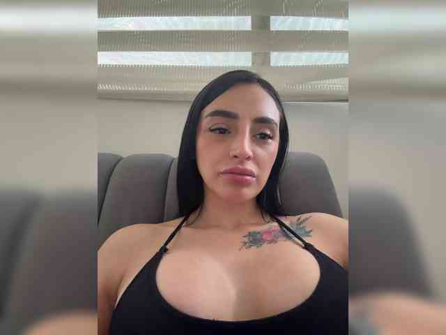 AprilRosse webcam